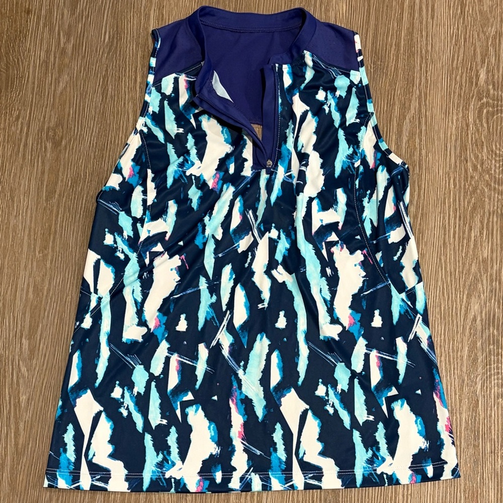 Slazenger Golf sz M moisture wicking tank. Cute cutout on upper back.